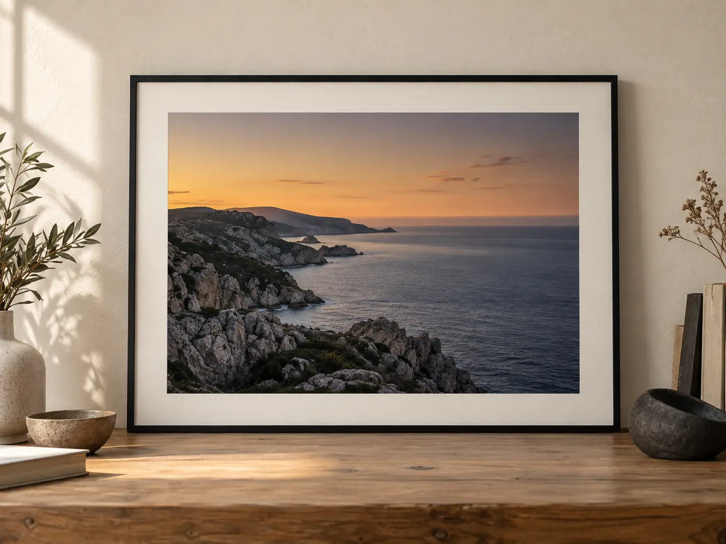 Photographie d’art Ligne d’horizon représentant une côte minérale au crépuscule